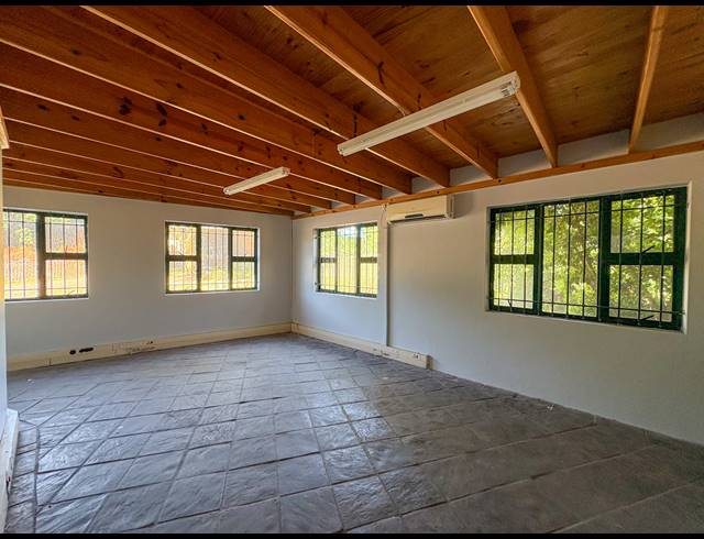 4,490M² WAREHOUSE TO LET IN WESTMEAD